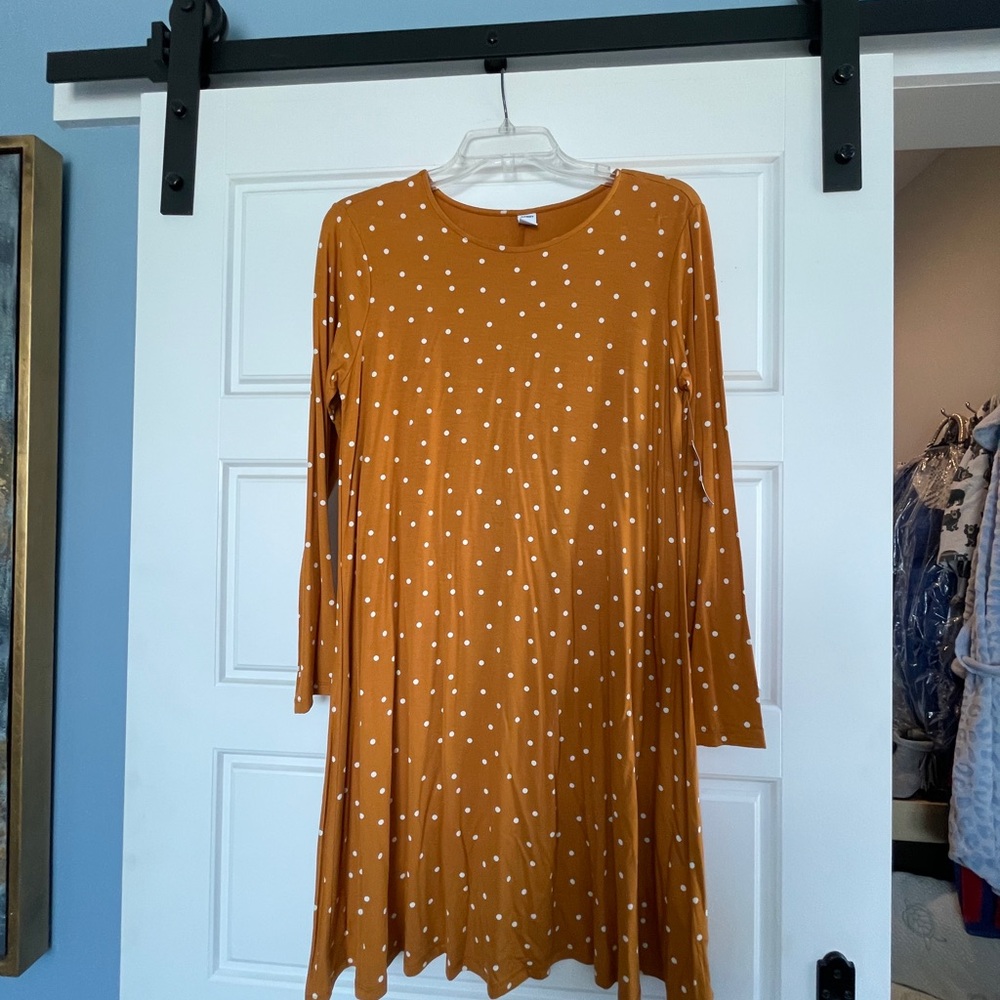 Old Navy Polka Dot Long Sleeve Dress